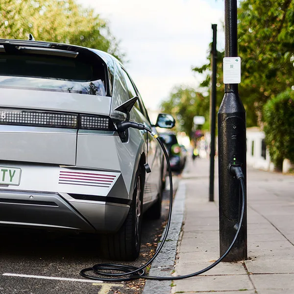 ubitricity rolls out Smart Charging to UK Electric vehicle charge point network