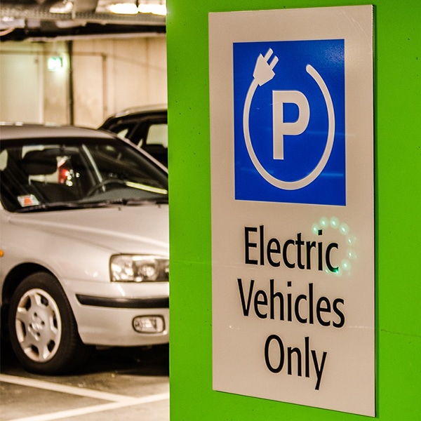New government plan may save EV owners £1000 a year