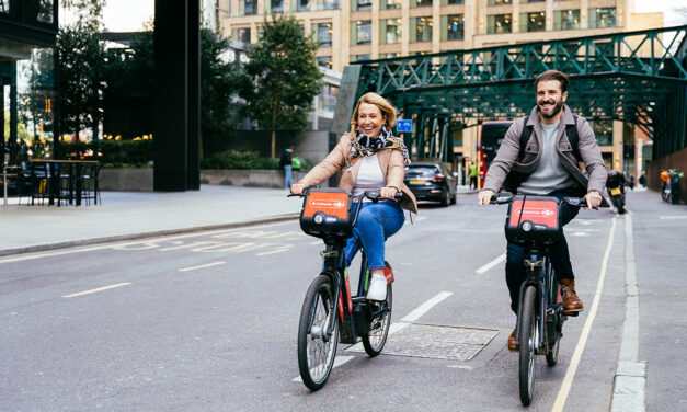 900 additional e-bikes available to hire from the Santander Cycles scheme