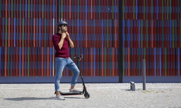 Italy adopts stricter Highway Code: Helmets compulsory for e-scooter riders